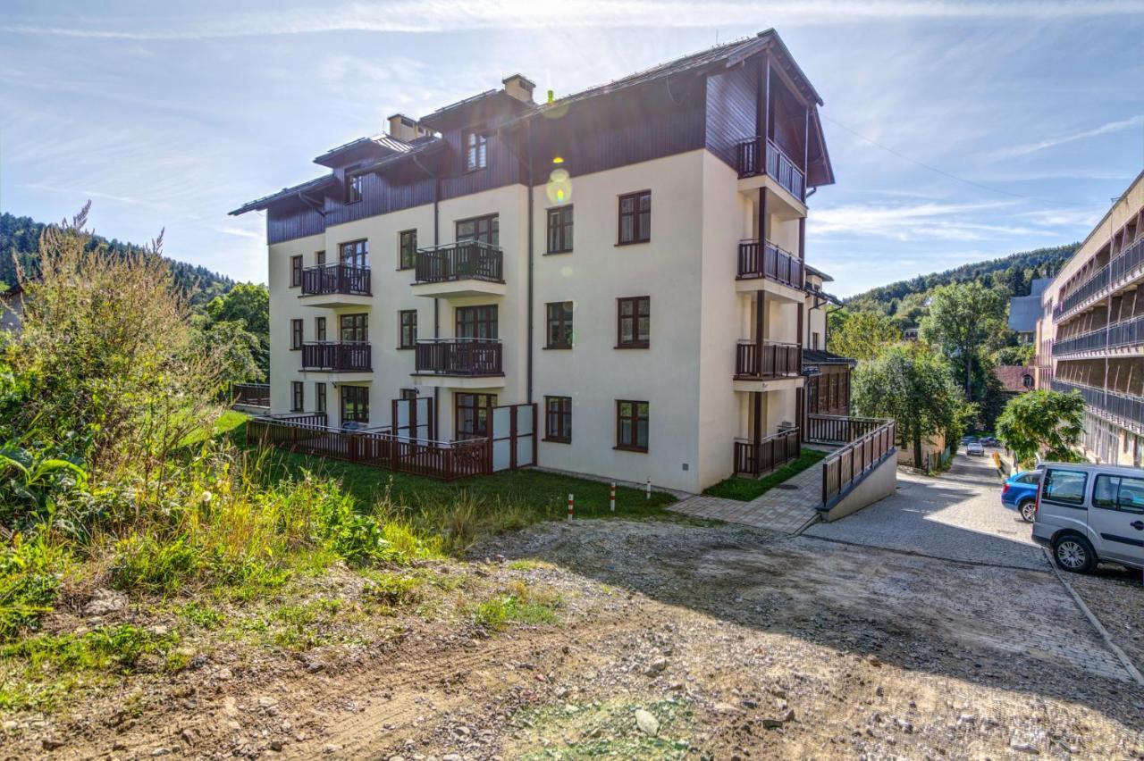 Gold Apartments Your Holiday Home Rodzinny 3 Krynica-Zdrój Exterior foto